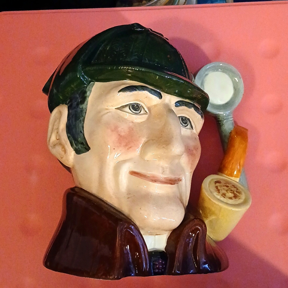 VINTAGE large Royal Doulton SLEUTH TOBY, D6631